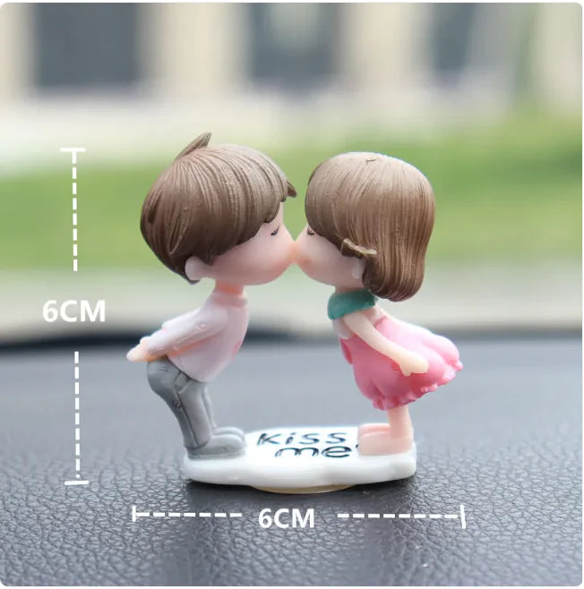 Car Couple Decorative Figurines