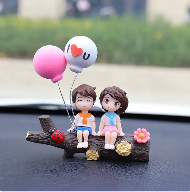 Couple-Themed Car Console Ornaments