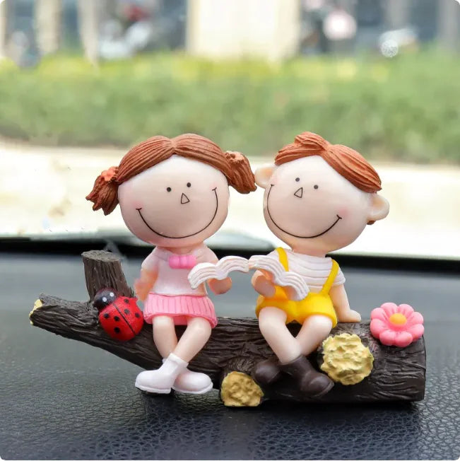 Couple-Themed Car Console Ornaments